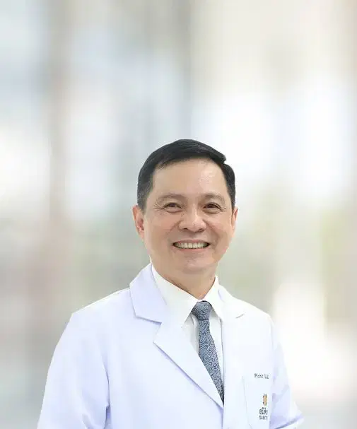 Dr. Pichit Siriwan