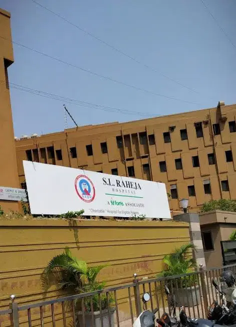 S L Raheja Hospital, Mahim, Mumbai, Maharashtra, India